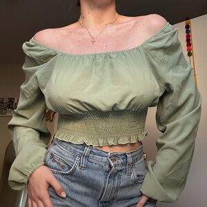 Shein sage green puffy long sleeve crop top